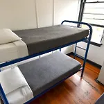 Ocean Island Inn | Backpackers | Suites