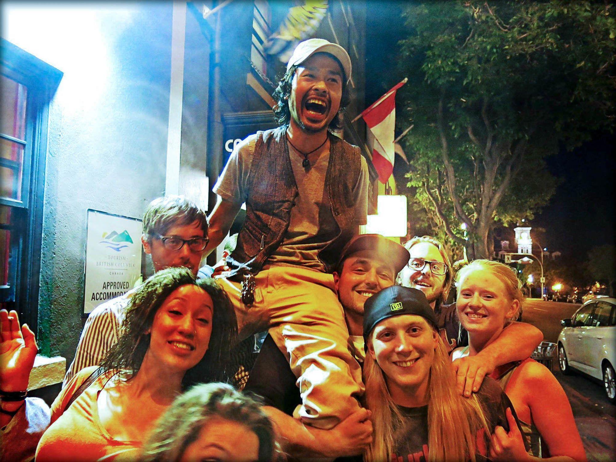 Ocean Island | Backpackers | Hostal *