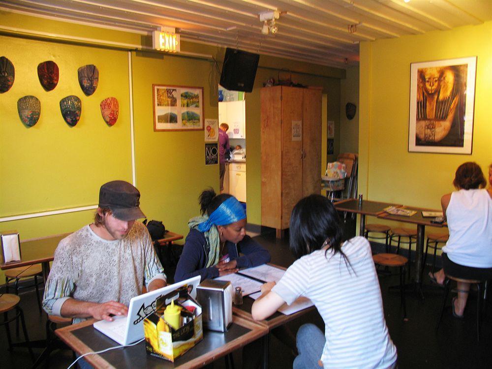 Hostal Ocean Island | Backpackers |
