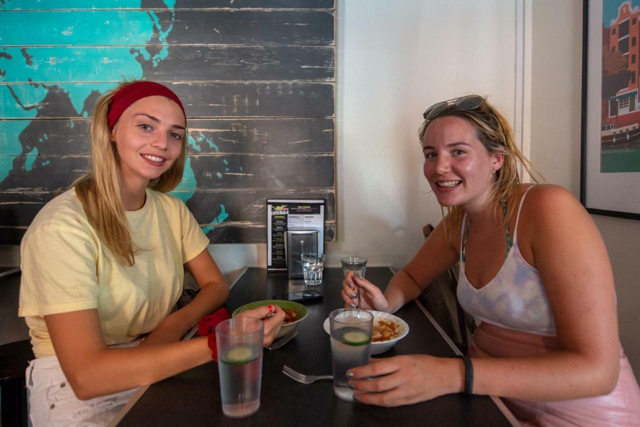 Hostal Ocean Island | Backpackers | Victoria